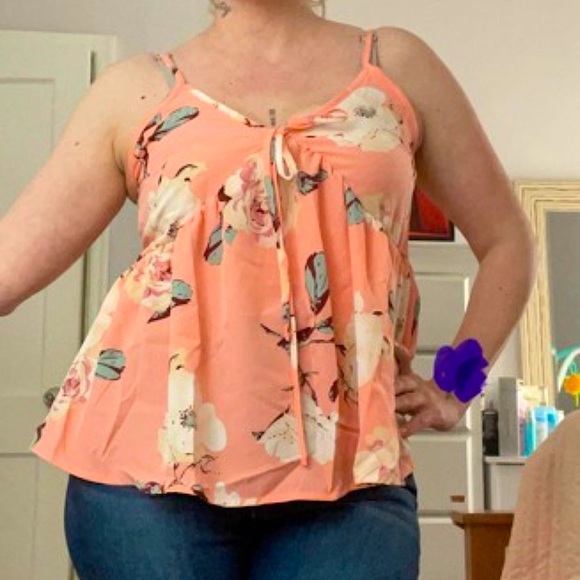 SHEIN Tops - ❣️Peach Floral A Line Tank Blouse
